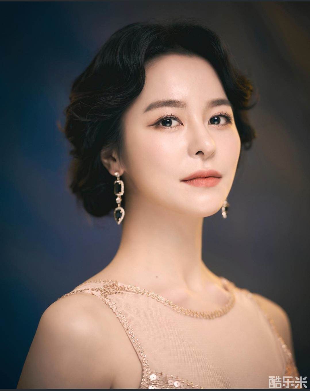 金周妍