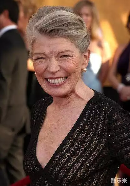 菲利斯·萨莫维尔