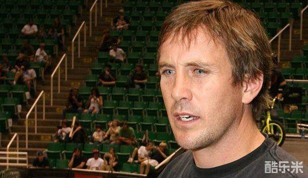 诺曼·麦克唐纳徳