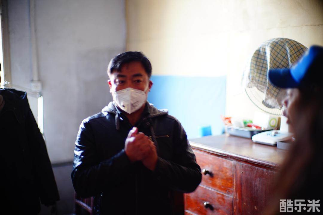 高启盛