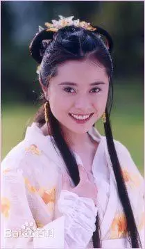 何美钿