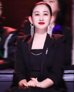 张丹露