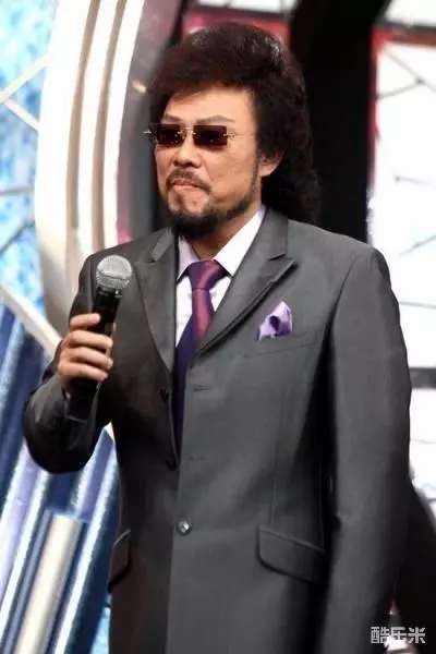 张菲