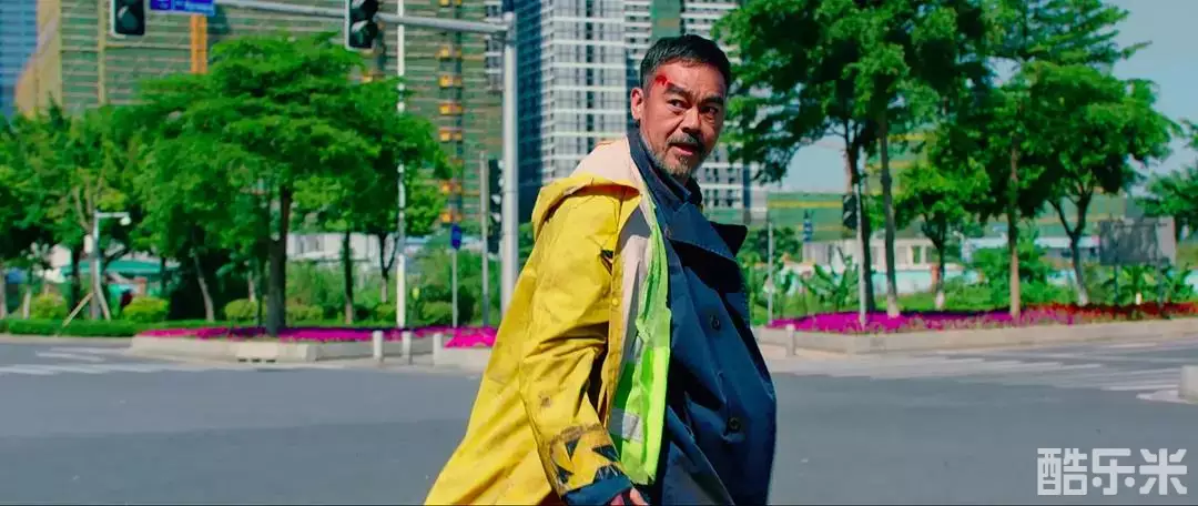 神探大战