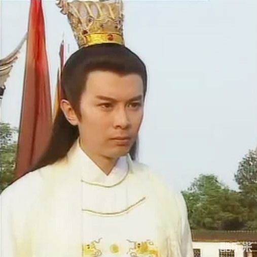 何宝生
