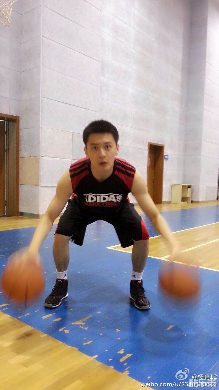 杨鸣