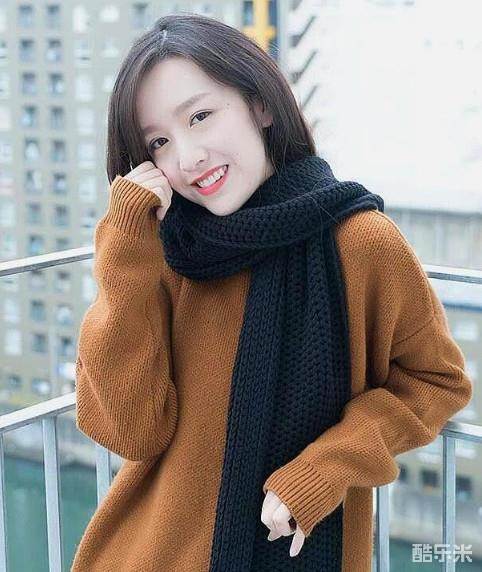 晁然