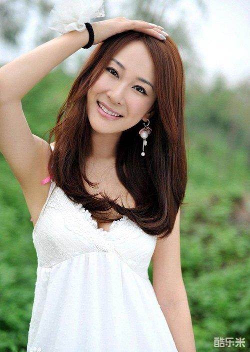 李艾佳