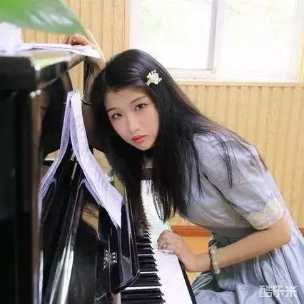 赵方婧