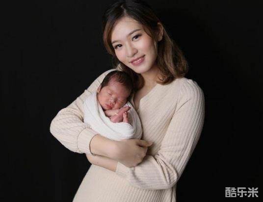 杨嘉欣