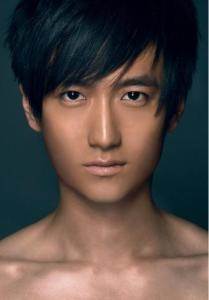 李悦铭