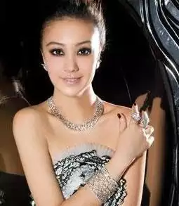 张婉茹