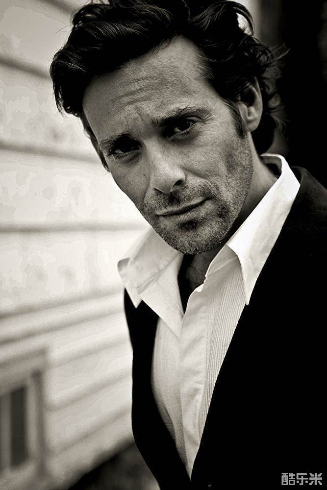 詹姆斯·卡利斯