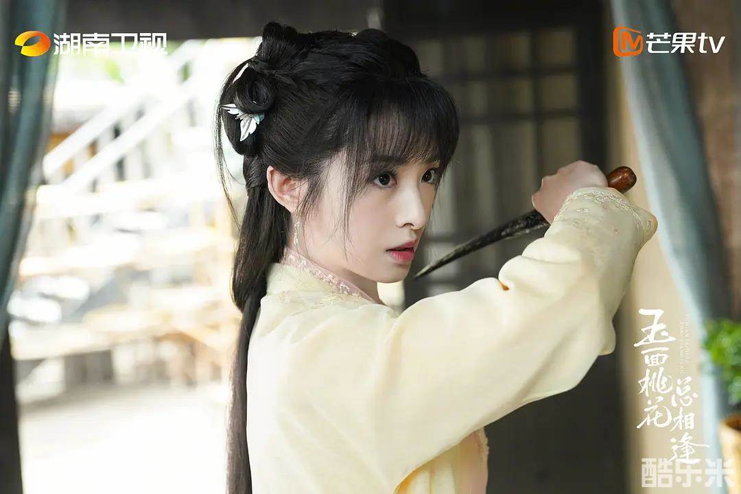 玉面桃花总相逢