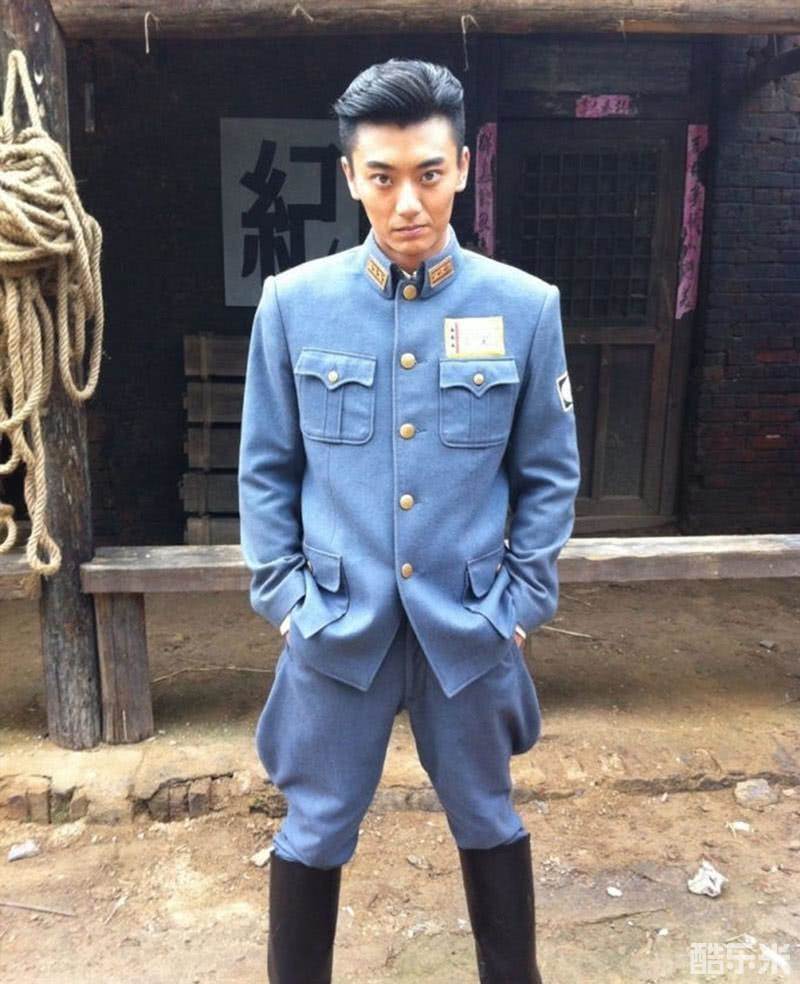 陈奕丞