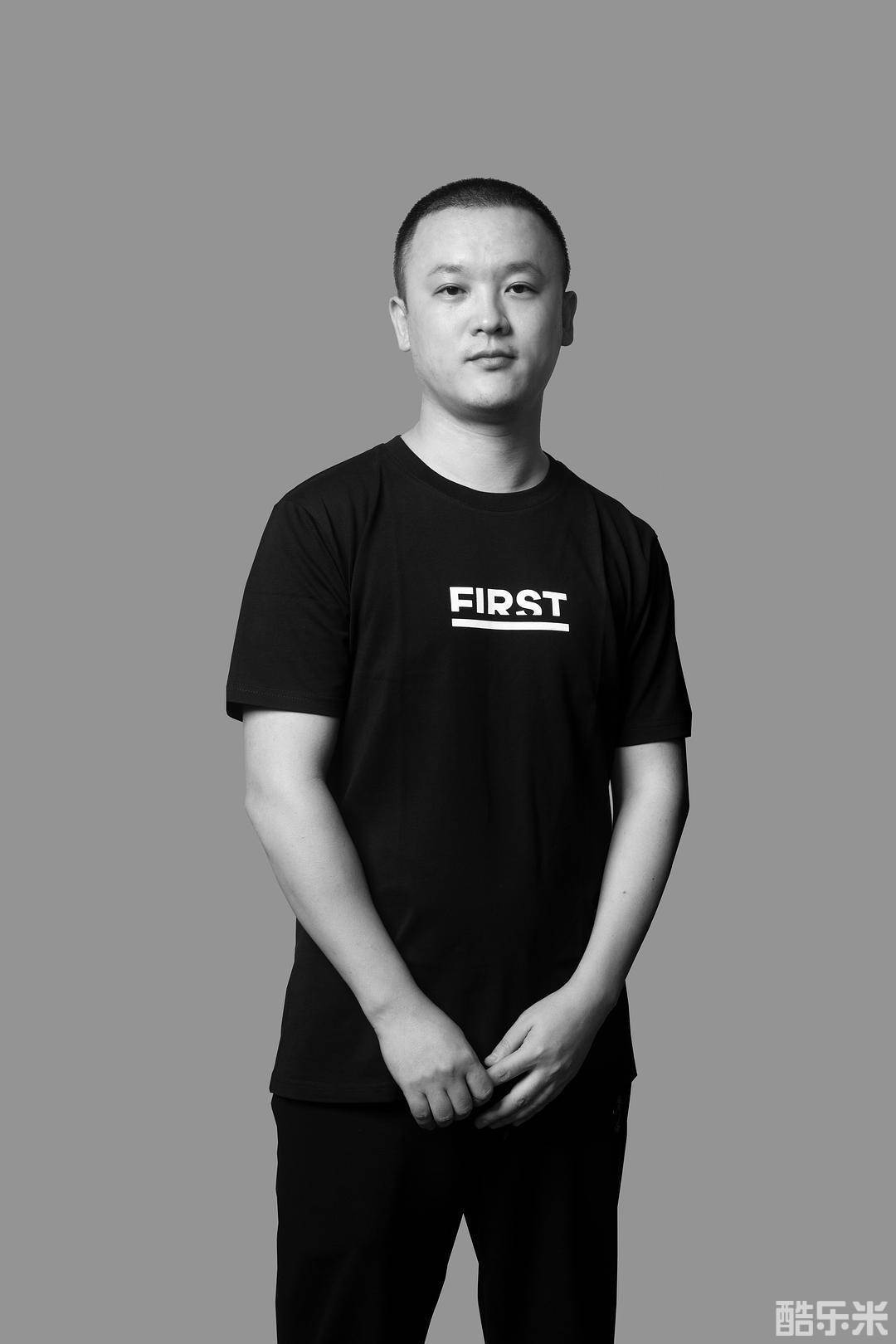 张晗