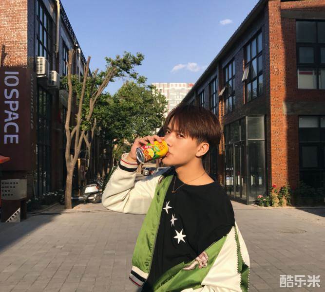 王宇威