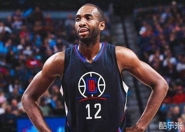 卢克·理查德·巴莫特