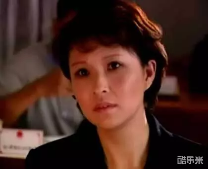 李羚