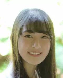 向井叶月