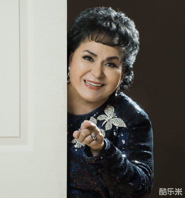 卡门·萨丽娜斯