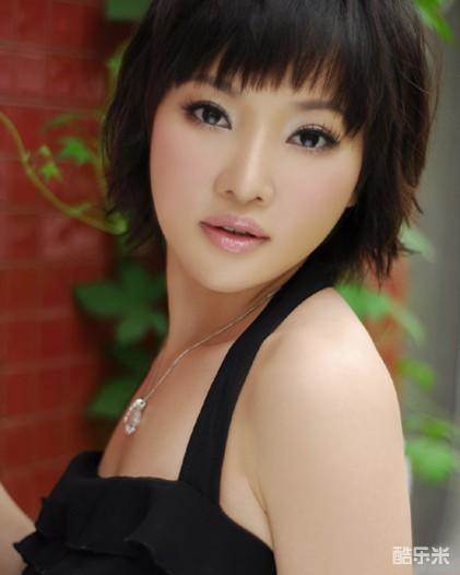 李佳璐