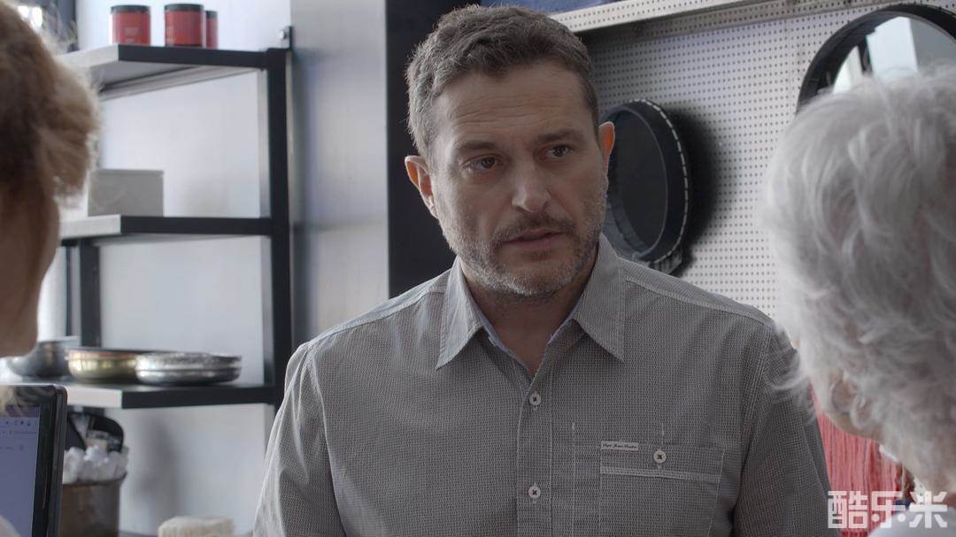 桥格斯·卡拉米霍斯