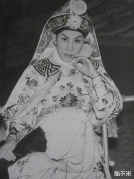 任剑辉