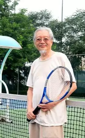 胡伟立