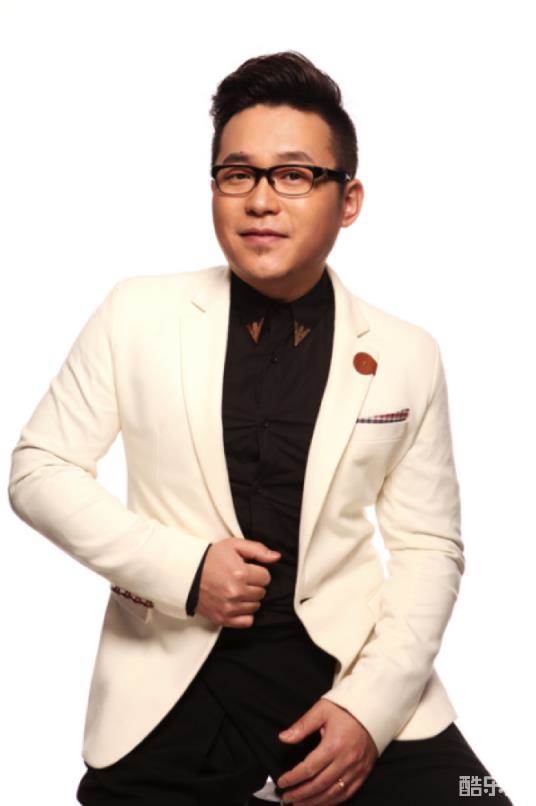 许鹤缤
