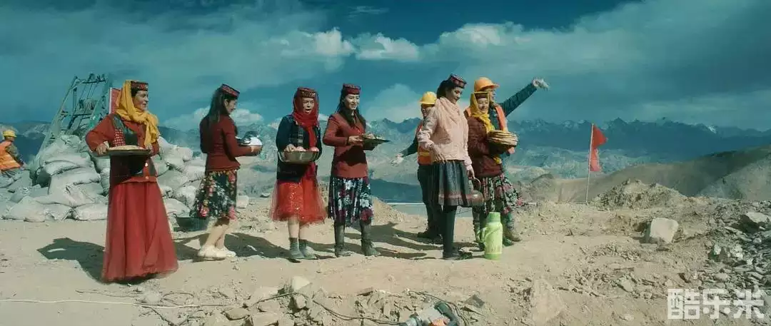 阳光照耀塔什库尔干