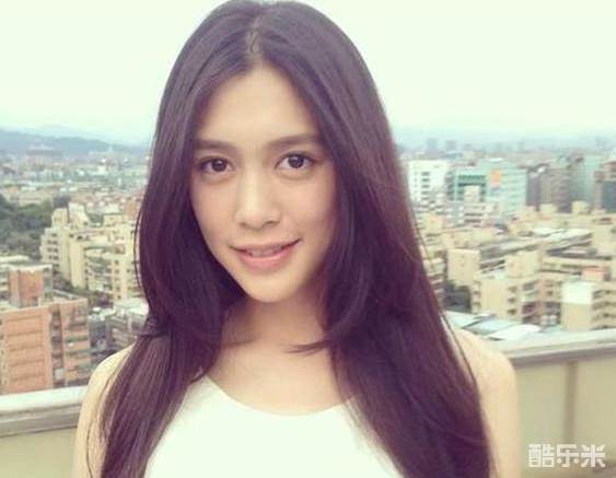 刘奕儿