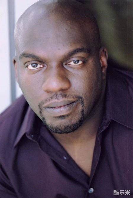 奥马尔·J·多尔西