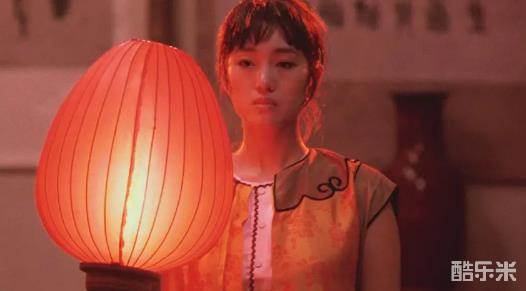 大红灯笼高高挂