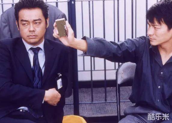 暗战
