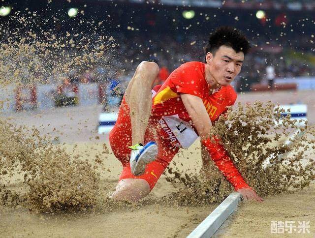 李金哲