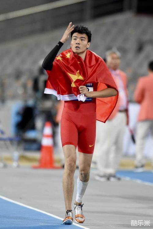 李金哲