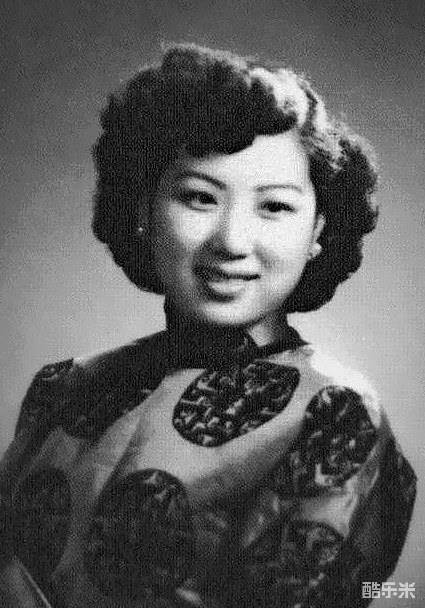 吴莺音