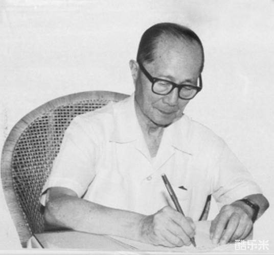 黎锦光