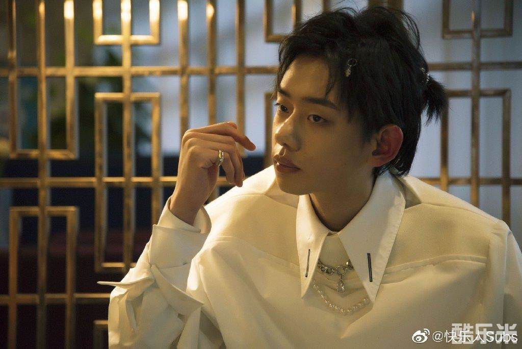 张毅成