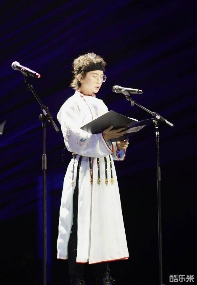 柯暮卿