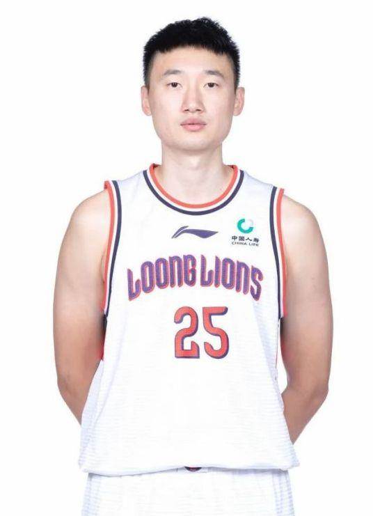 李京龙