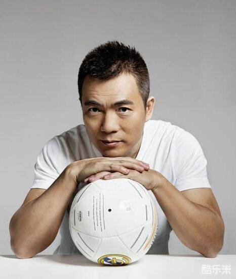 黄健翔