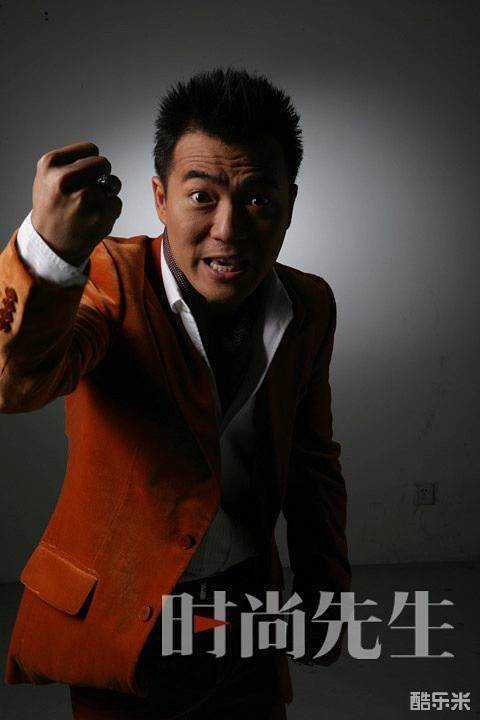 黄健翔
