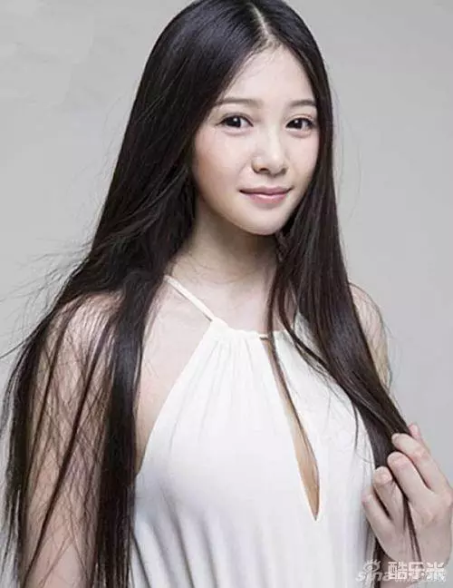 邓琳
