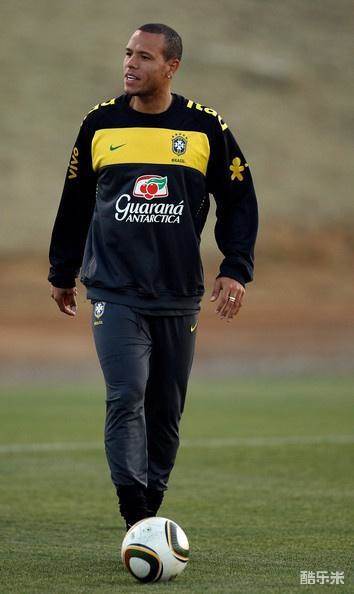 路易斯·法比亚诺