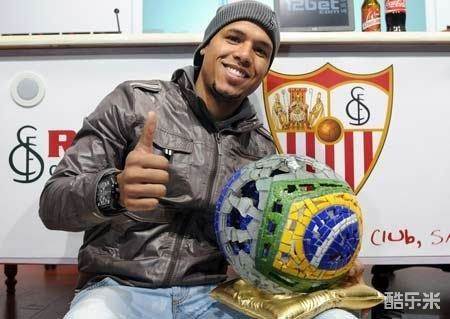 路易斯·法比亚诺