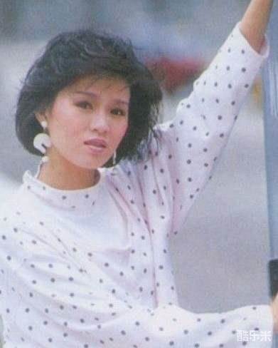 梁洁华