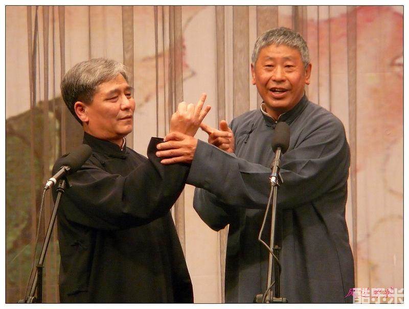 黄族民