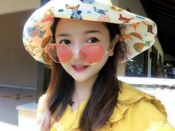 黄韵伊